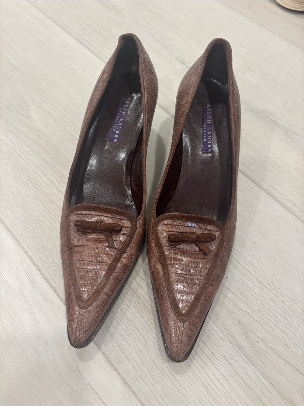 Ralph Lauren purple label Brown Pointed-Toe Leather Flats with Knot Detail